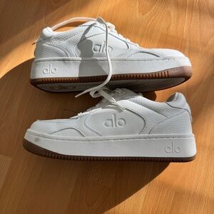 ALO Yoga x 01 Classic Sneakers